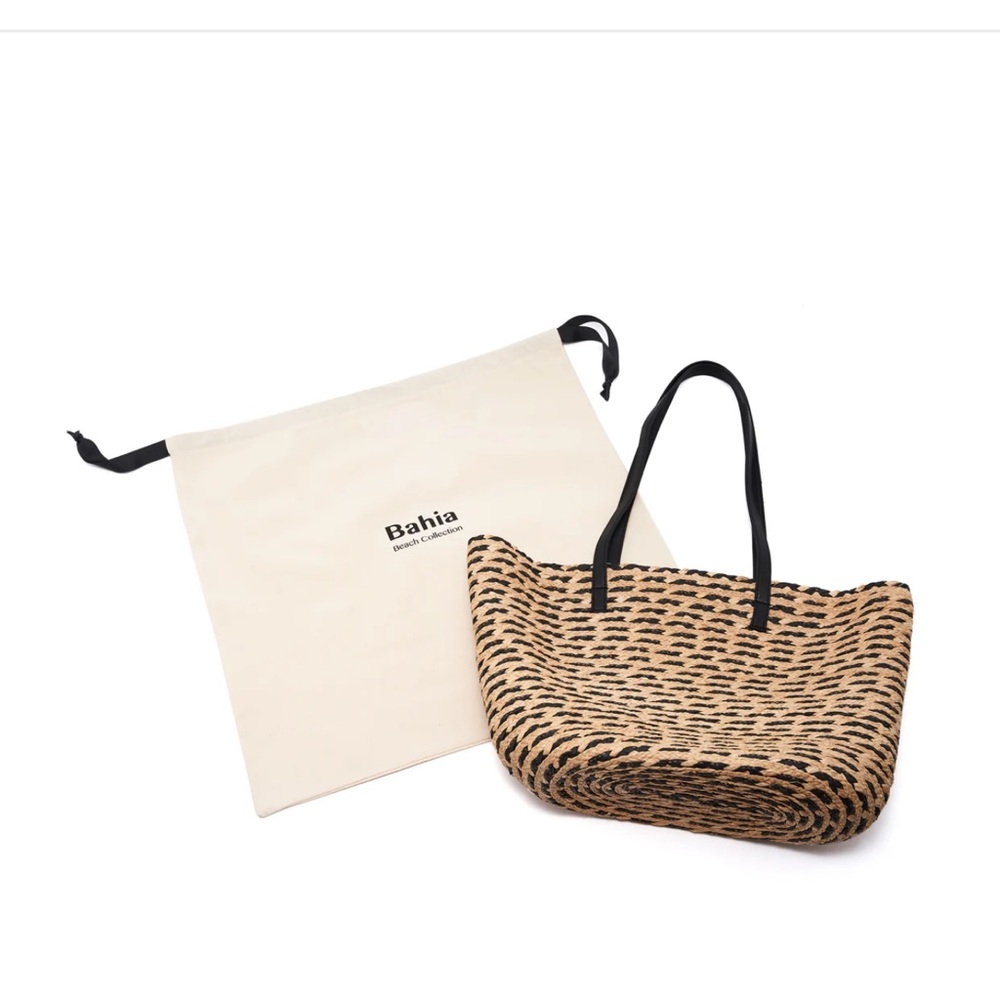 NWT! Bahia Beach Collection Cream Tote Bag with black!  Amazing price!!!